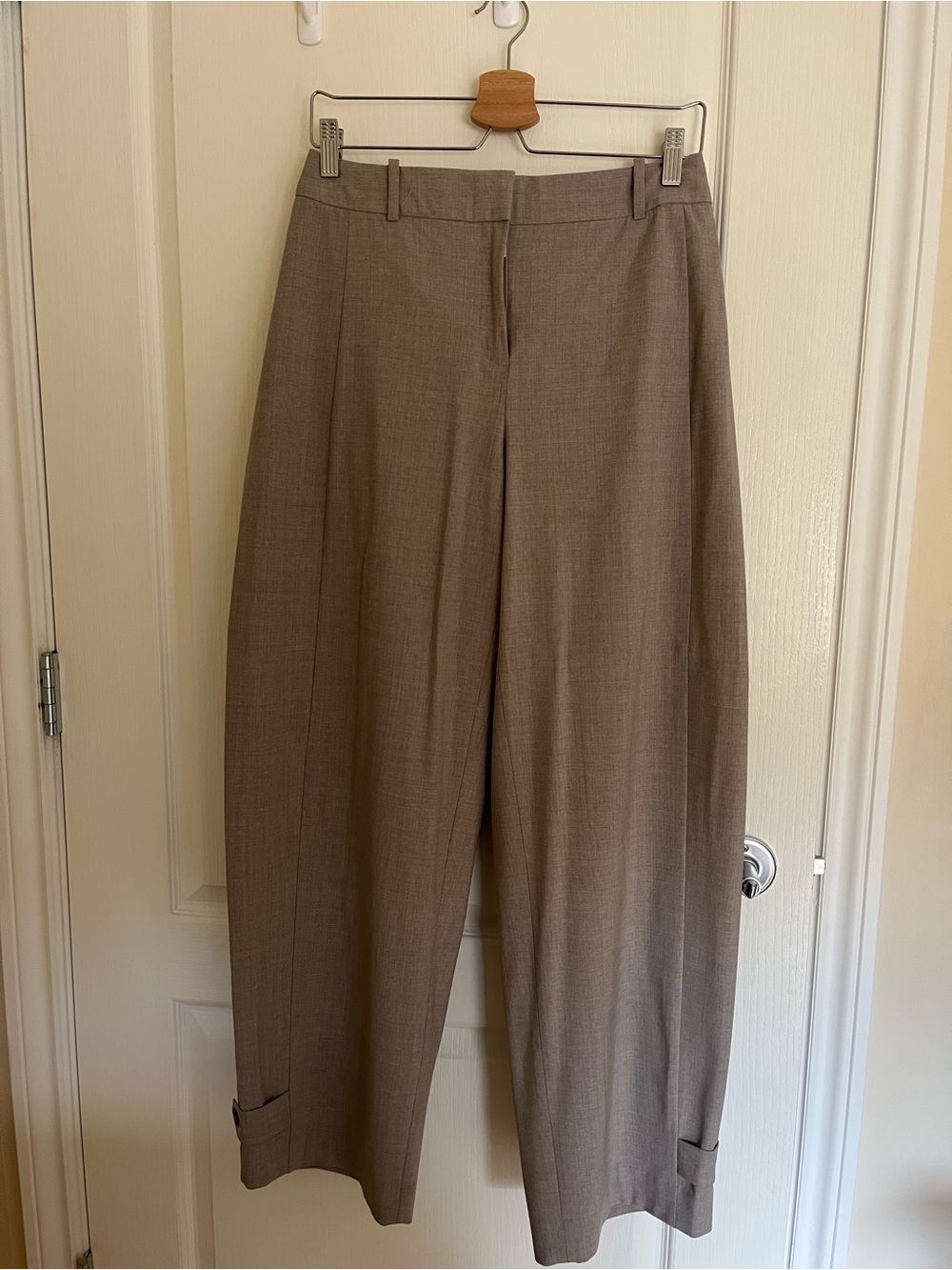 Aritzia Babaton Chamber Wool Barrel Pant